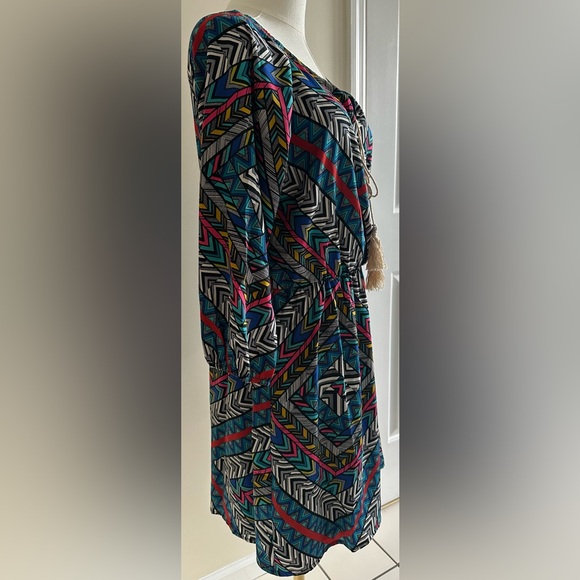 Colorful Geometric Pattern Dress- Large - Picture 3 of 7